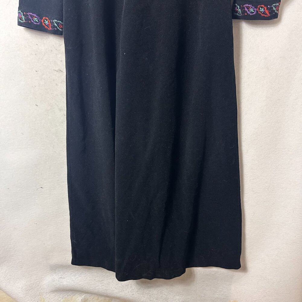 VANITY FAIR Embroidered Velour Housecoat Gown Robe sz‎ M floral Made In USA  vtg - Picture 7 of 7